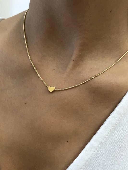 HEART NECKLACE RTS